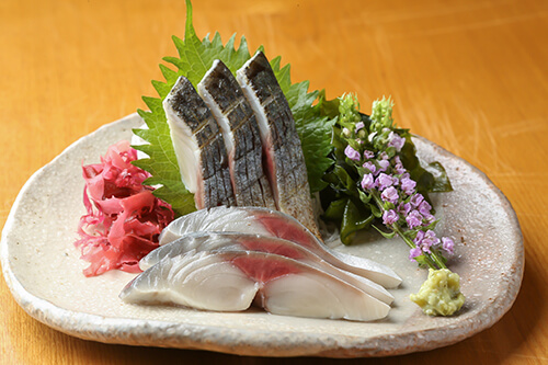 《季節の食材が楽しめます。地酒とともにどうぞ。》